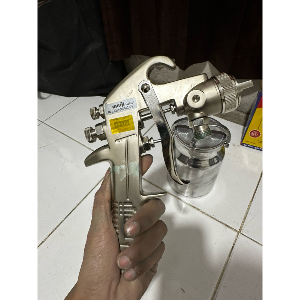 spraygun meiji f100