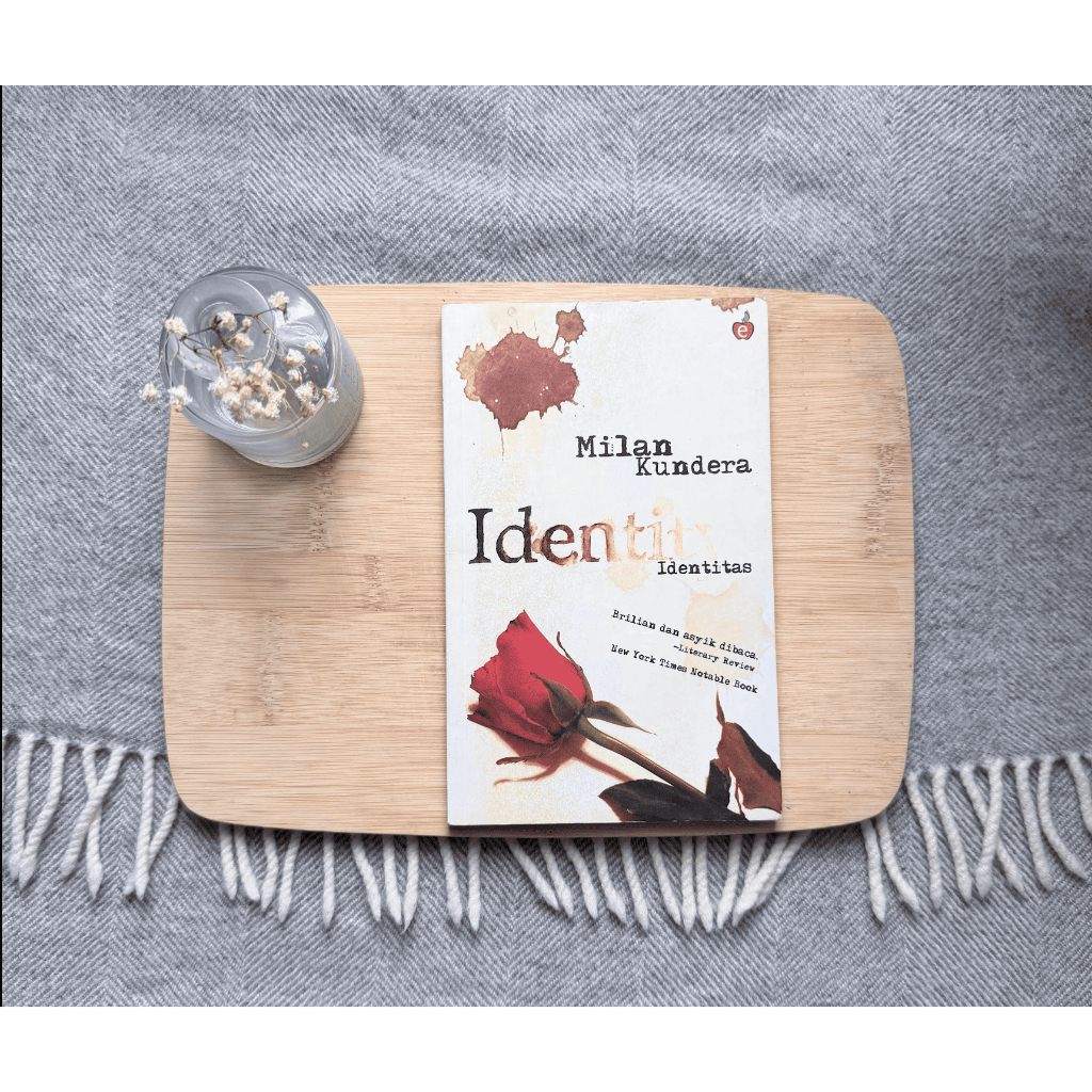 [Preloved. Original] Milan Kundera - Identitas