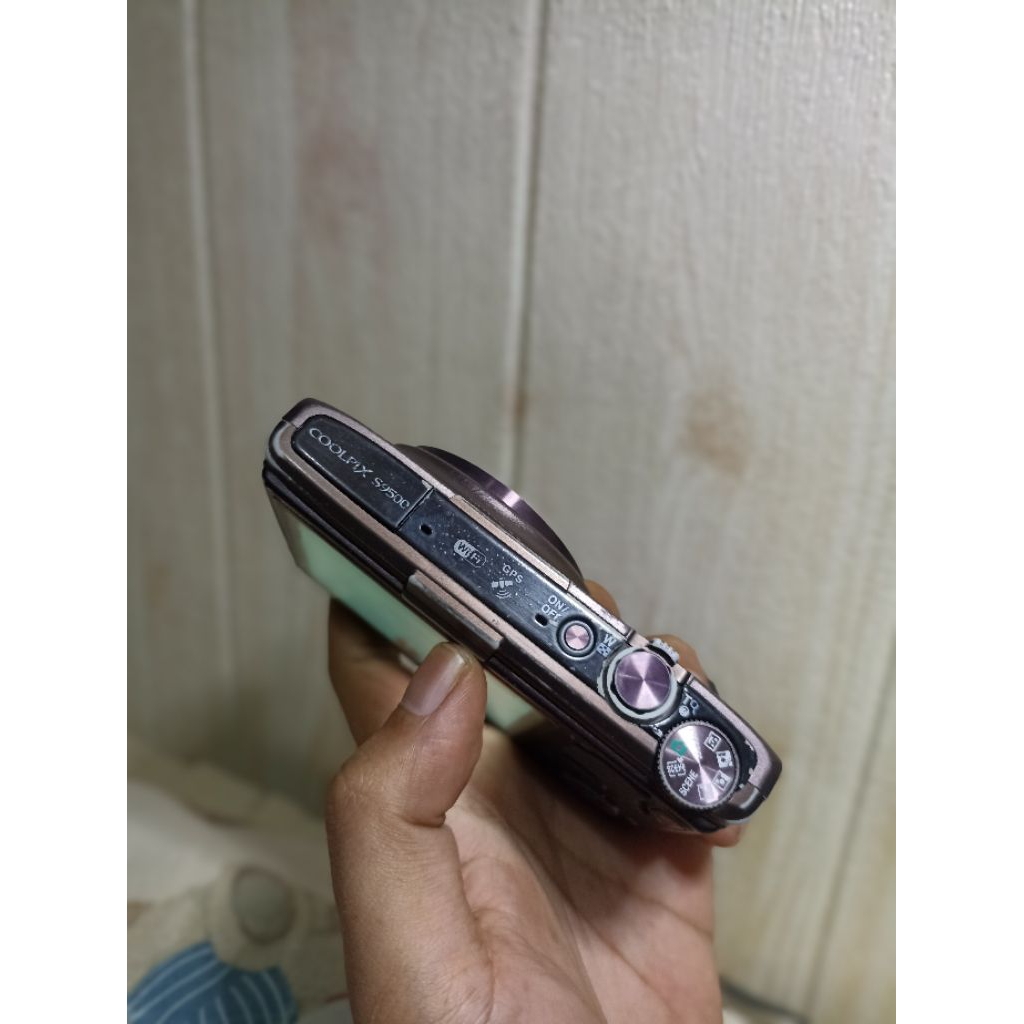 Kamera Digital Nikon S9500