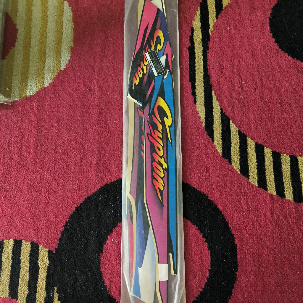Striping/Lis Body Yamaha Crypton 1997 Hitam Lis Merah Biru – Stiker Body Crypton 1 Set Lengkap