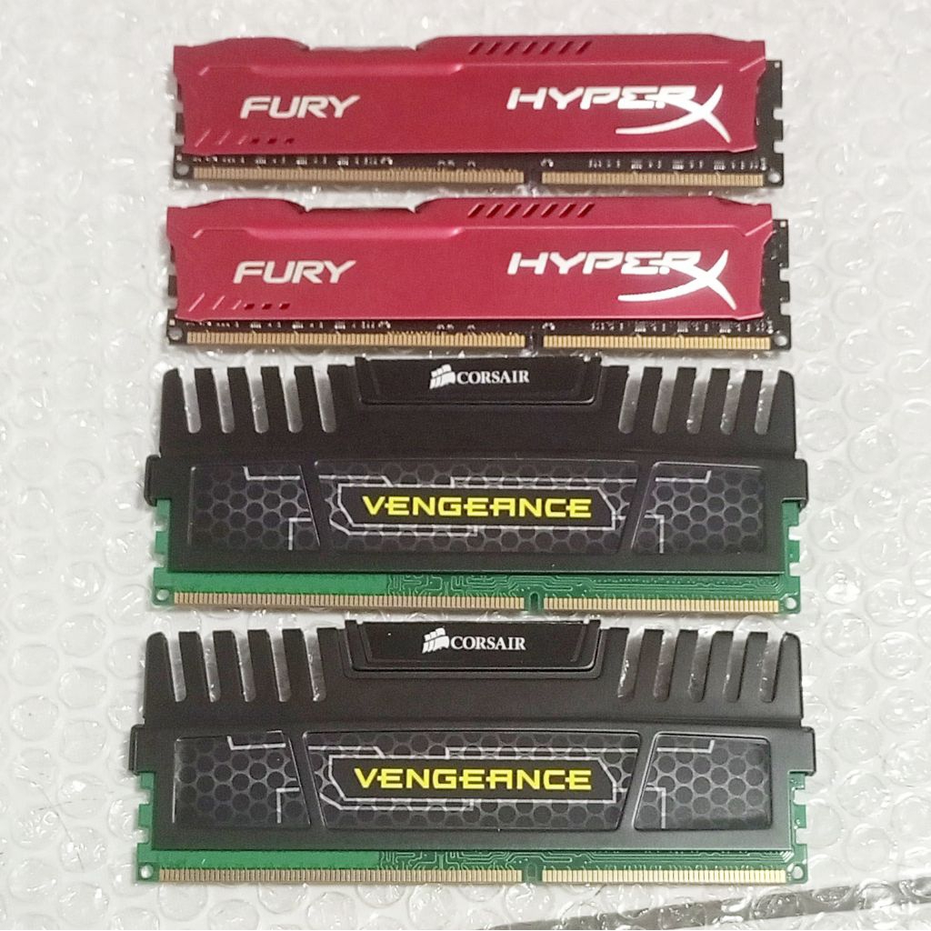 Corsair Kingston Dual Chanel DDR3 16GB & 8GB