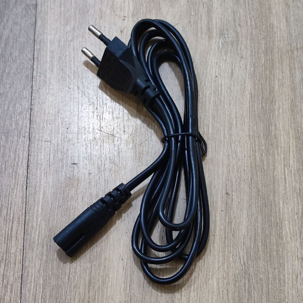 Kabel AC Angka 8 Kabel Power Angka 8
