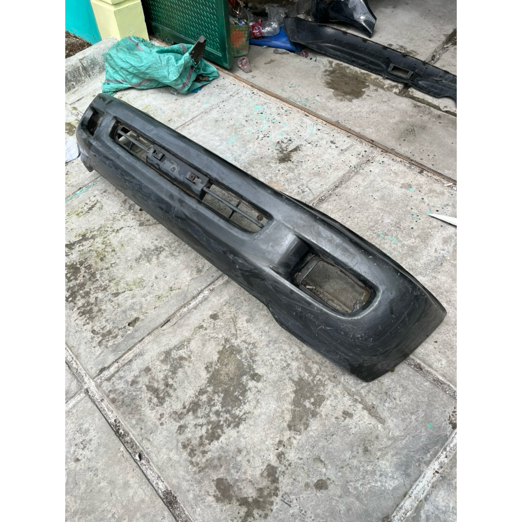 BUMPER DEPAN LANDCRUISER VX100 2002 ORIGINAL