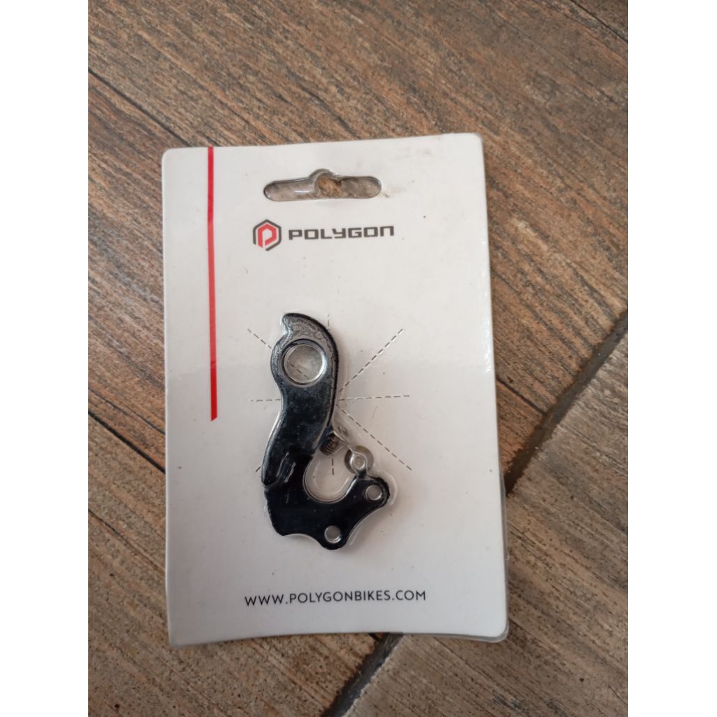 Rear end polygon helios