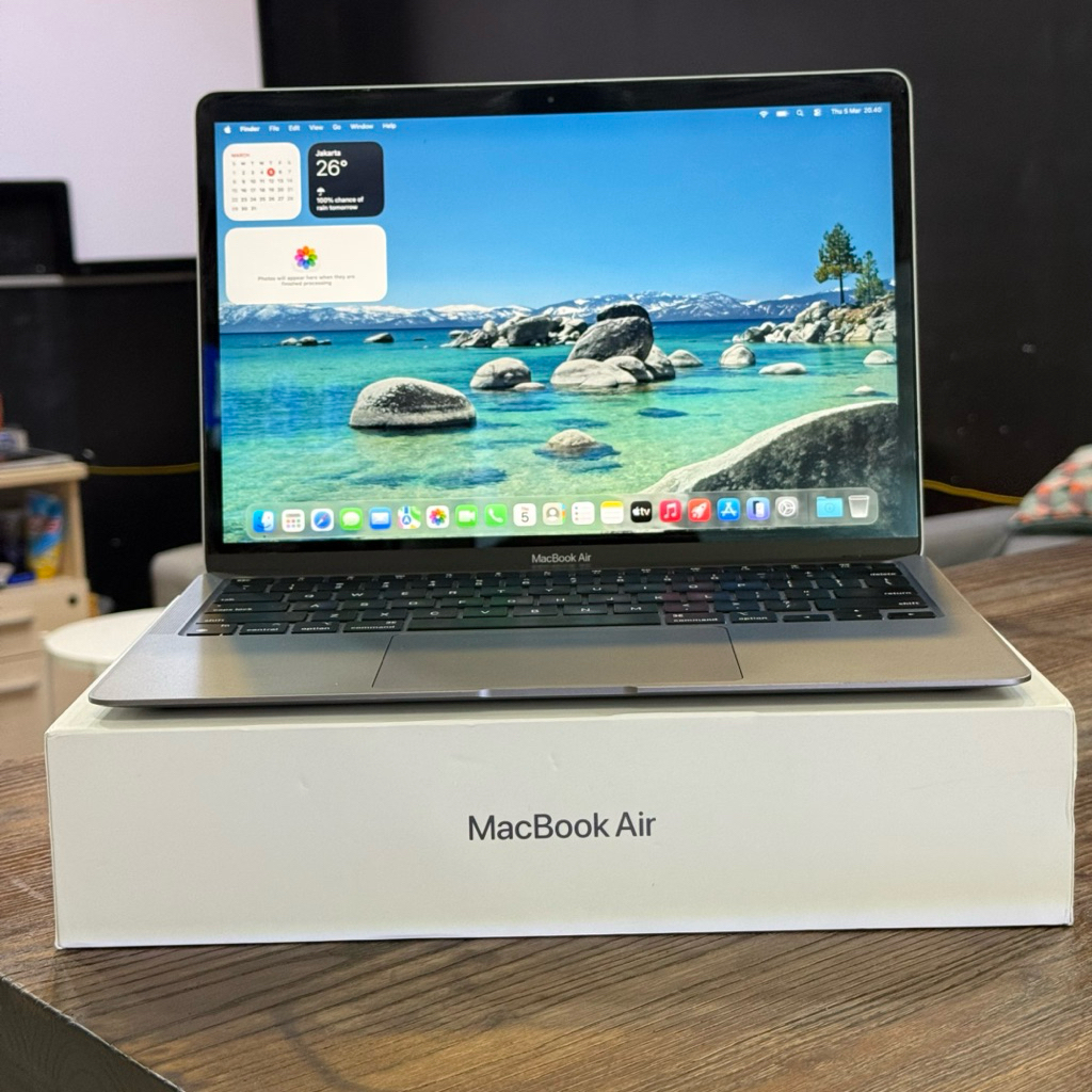 Macbook Air M1 13" 256GB Grey IBox