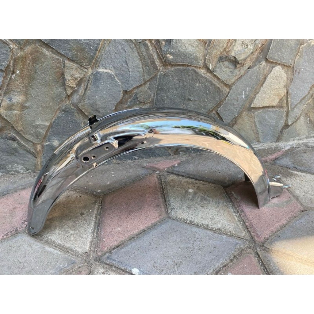 slebor belakang cb 125 ajs sama dengan ori spakbor belakang cb 125  ajs nganjuk