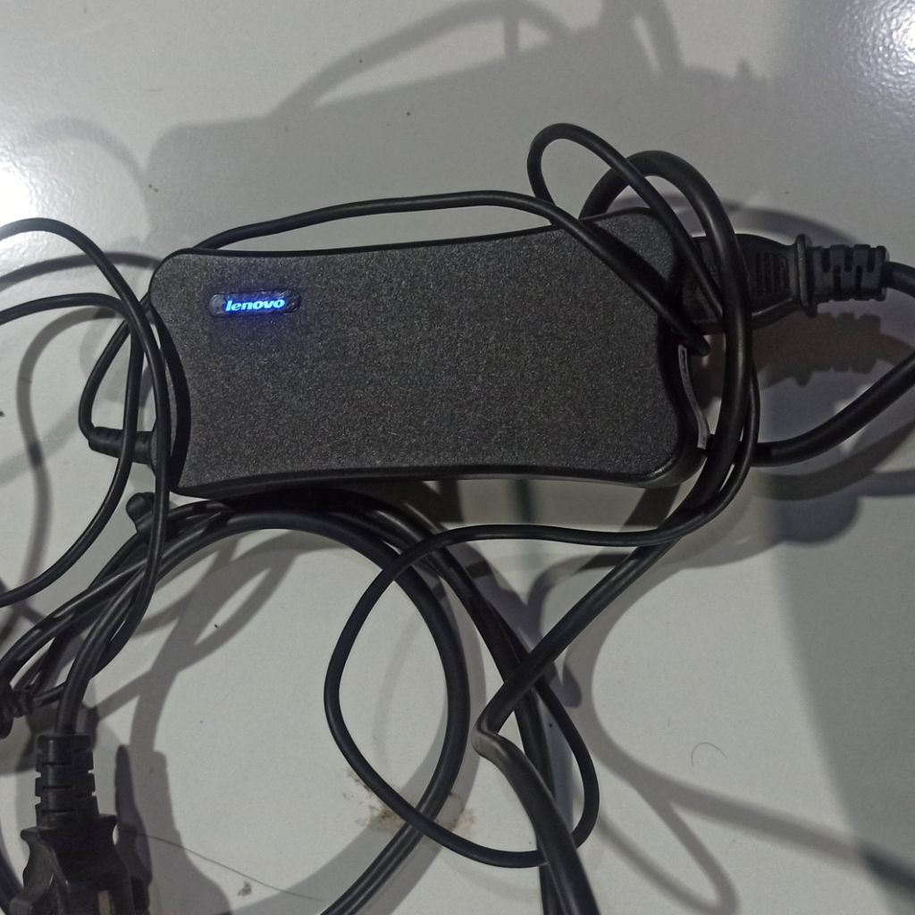 charger laptop Lenovo original