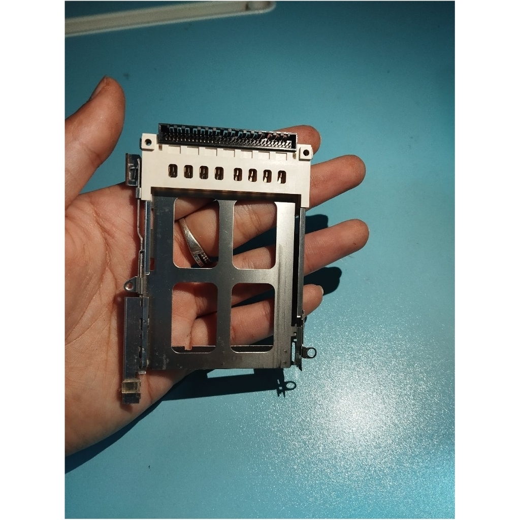 bracket bricket dudukan hdd ssd fujitsu esprimo d9510