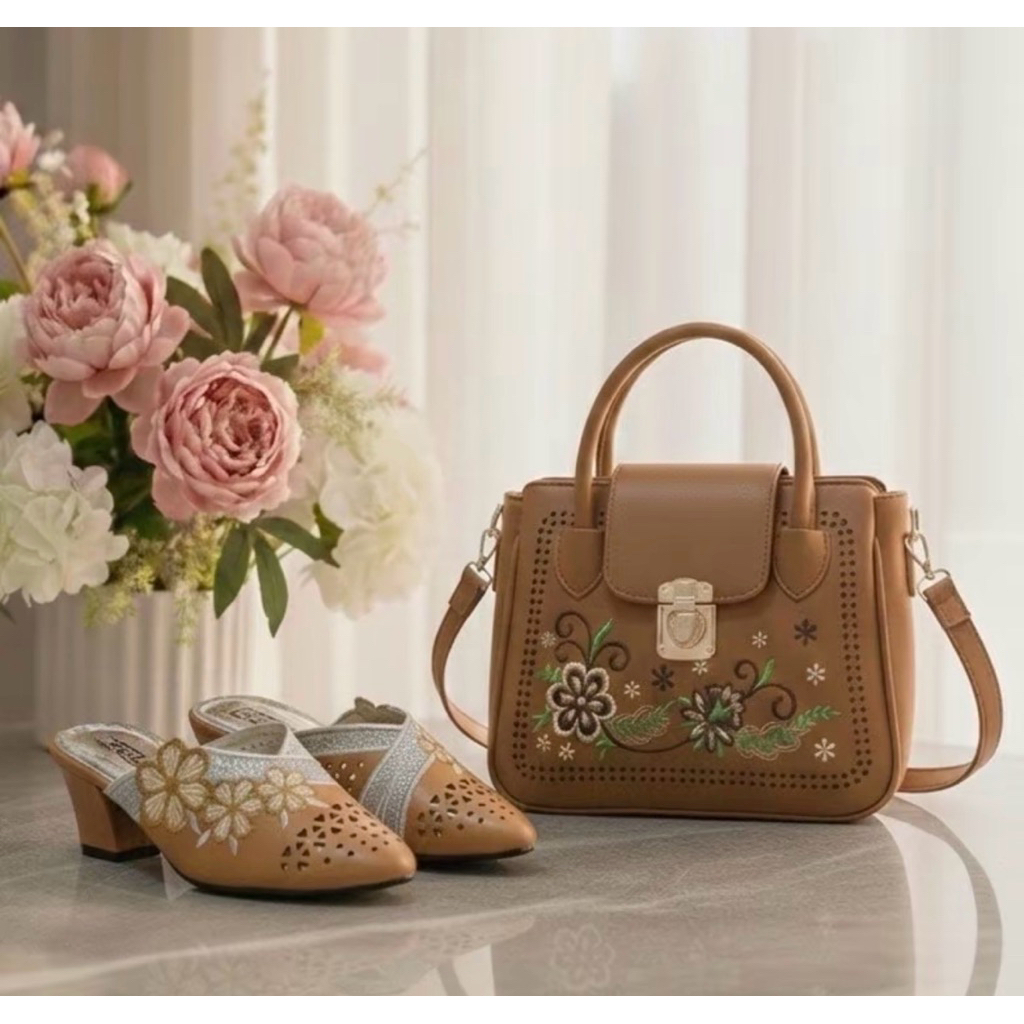 Promo satu set tas dan sandal wanita hak 5 cm motif bordiran timbul