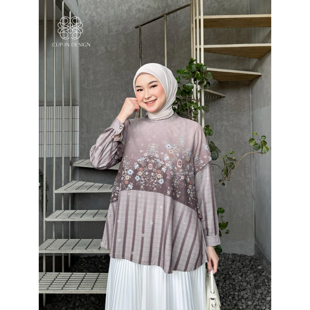 Ghinaya blouse by cup-in design