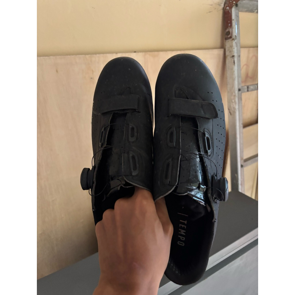 Sepatu Cleat Roadbike Fizik / Shimano