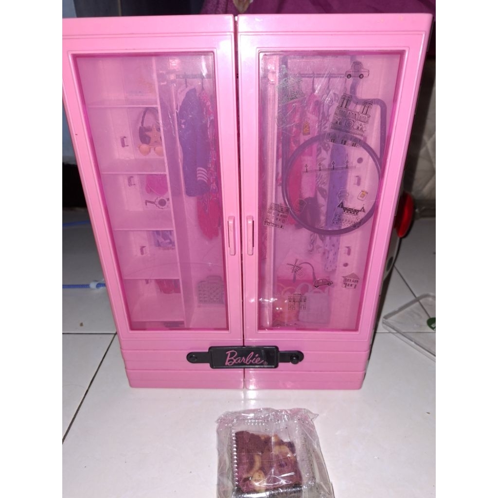Lemari Barbie PL