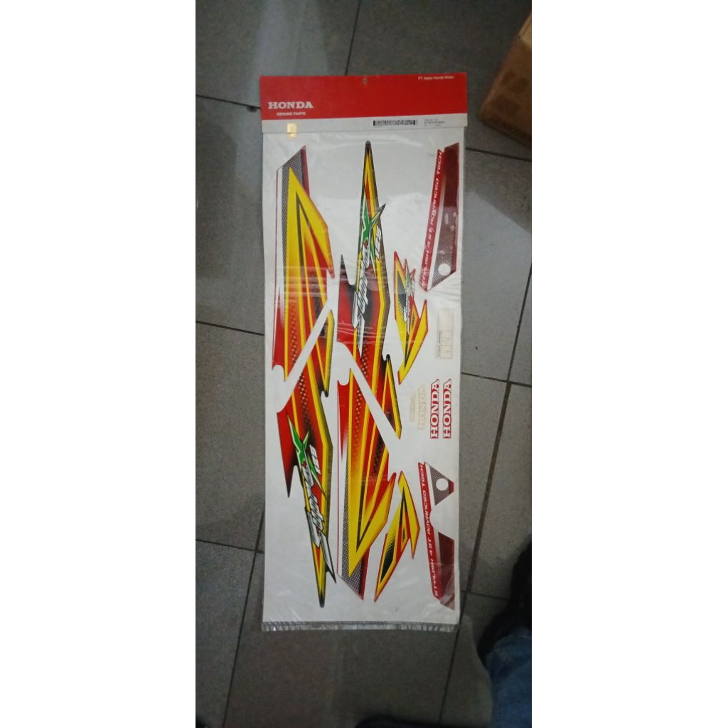 871X0KTM860ZC STRIPE 1 SET SUPRA 125