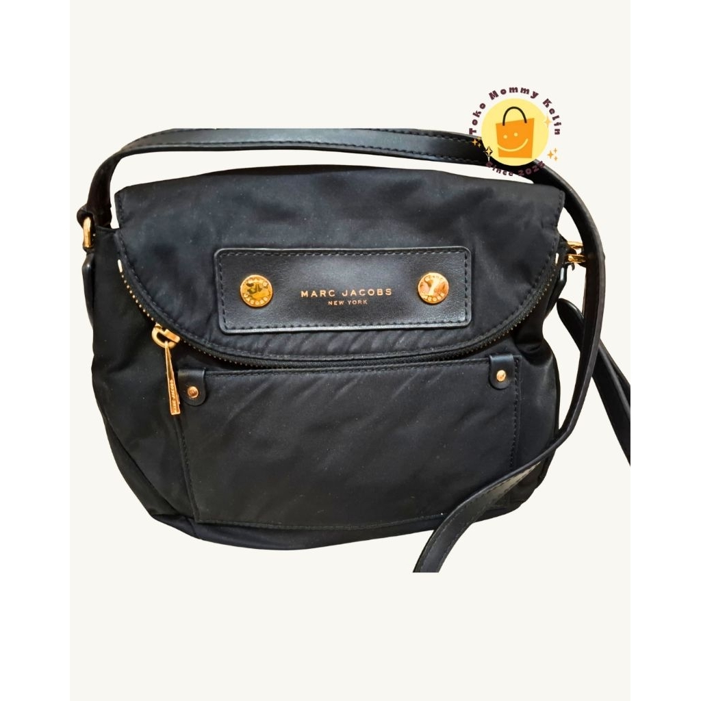 Marc Jacobs M0012909 Preppy Nylon Mini Messenger Black - Preloved