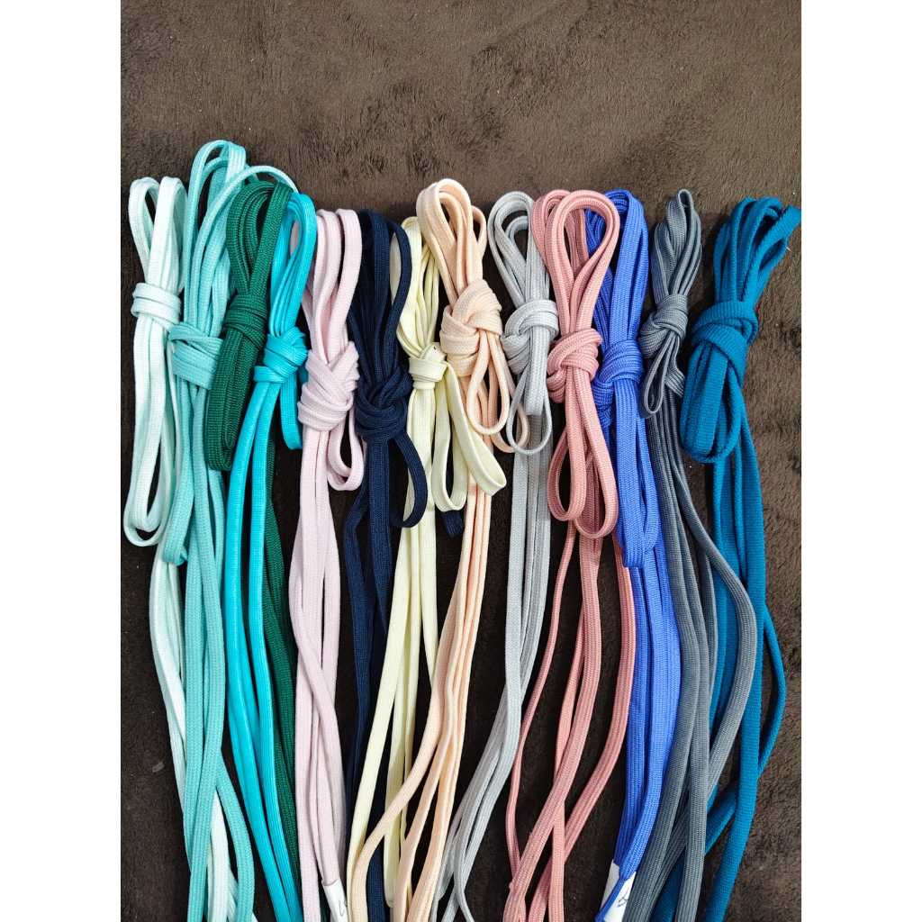 Tali Sepatu  pipih 2 padat bahan tebal lebar 4-5 mm cocok untuk sepatu Bola Futsal Sneakers