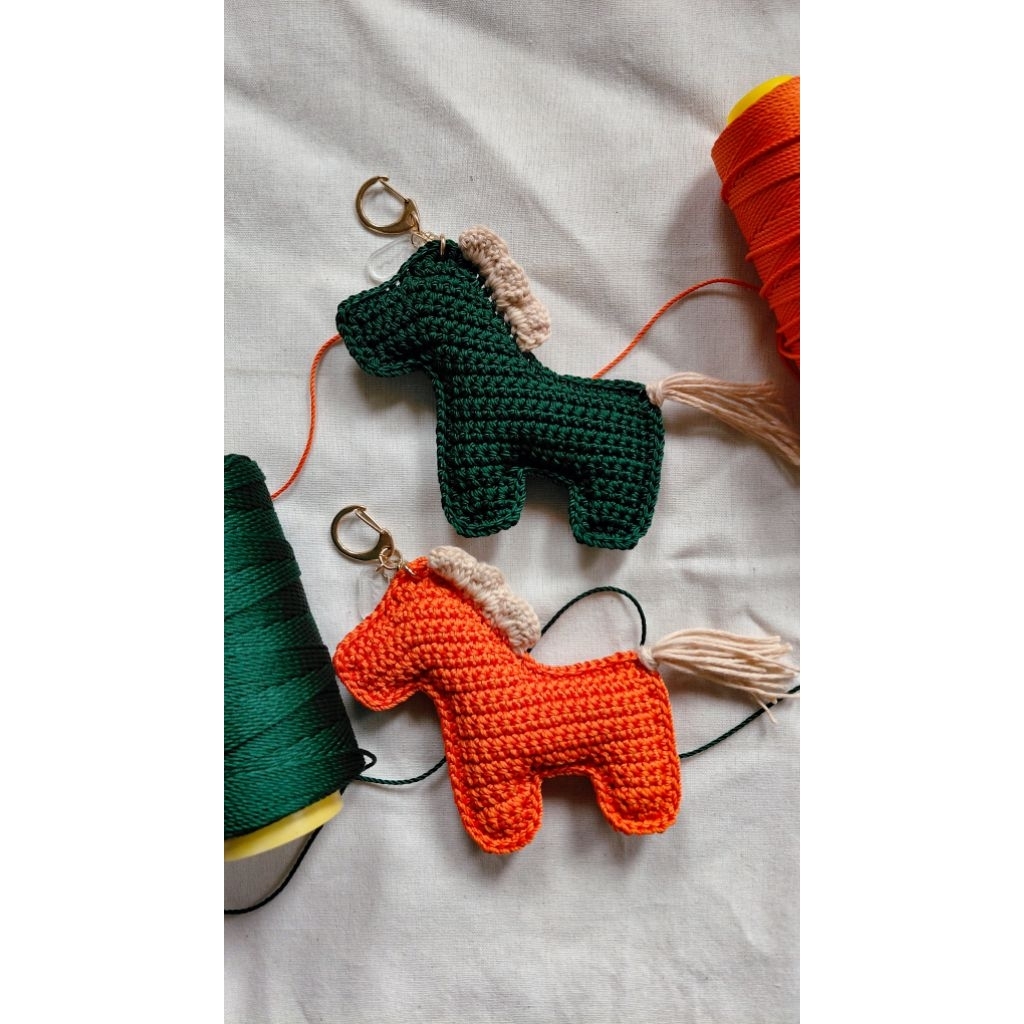 Bag Charm/ Gantungan Kunci rajut Kuda Lumping