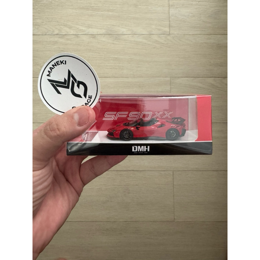 DMH 1/64 Scale Ferrari SF90 XX Spyder