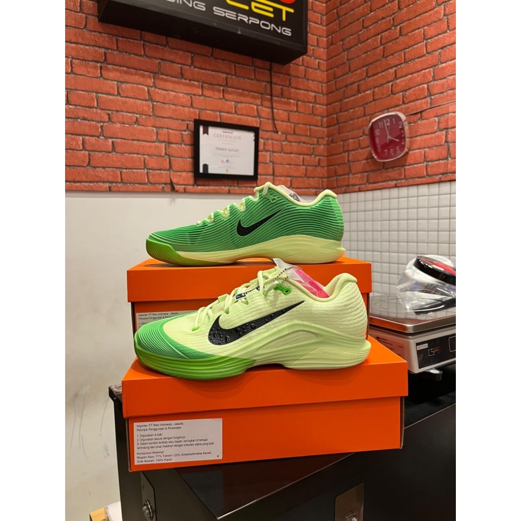 Sepatu Nike Zoom Vapor 12 Men ( LT Liquid Lime / Black)