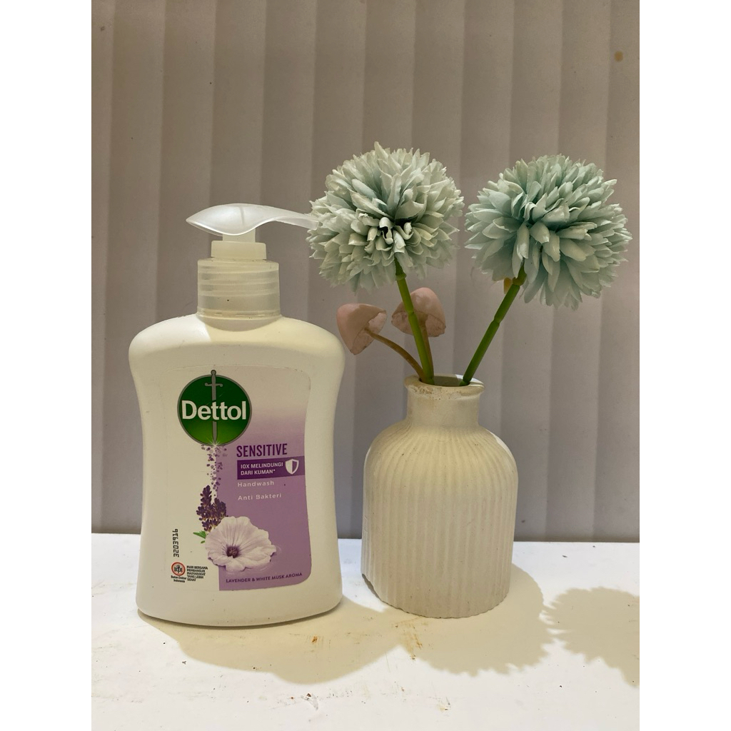 Dettol Handwash Sensitive-245ml