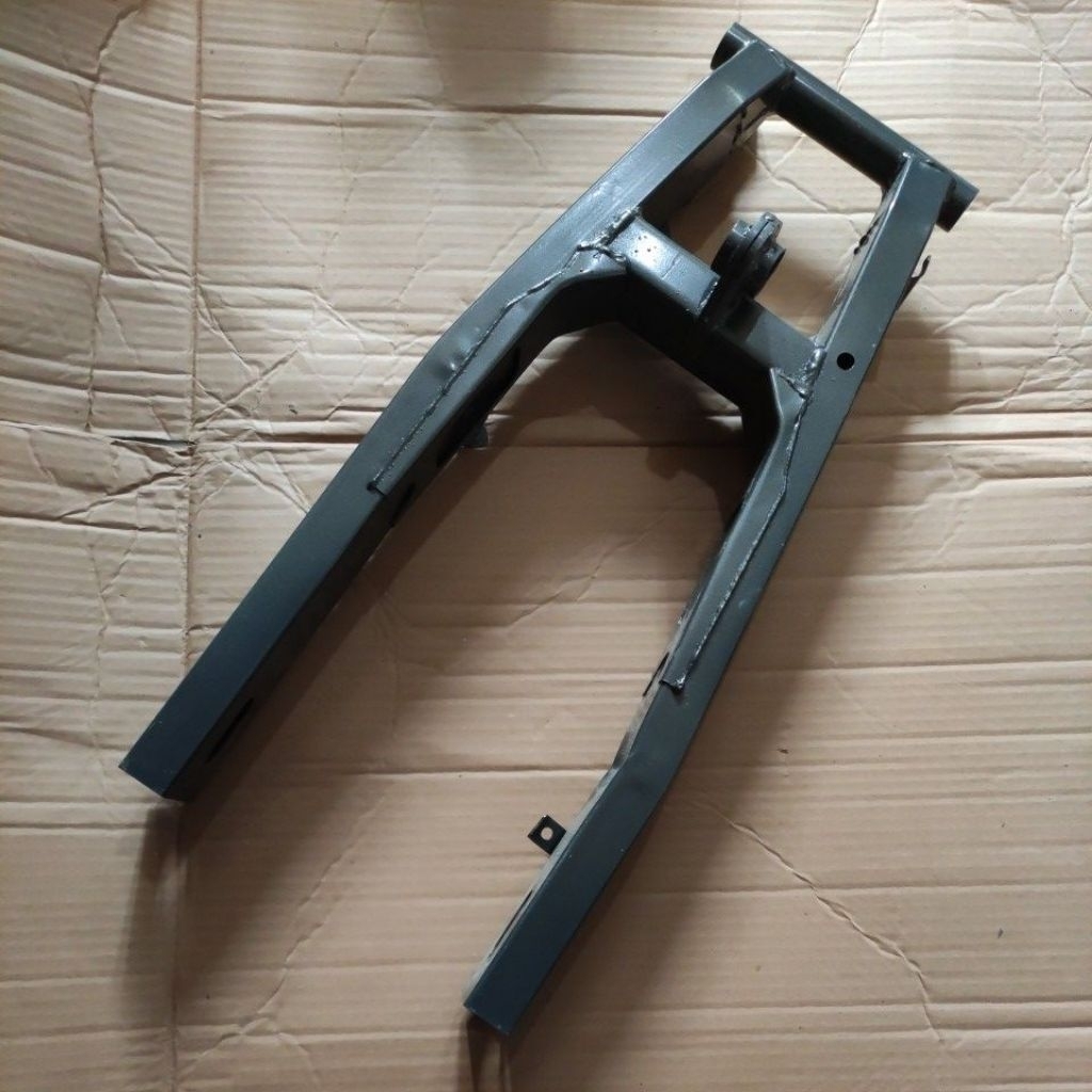 SWING ARM SASIS VIXION NEW 1 PA ORIGINAL