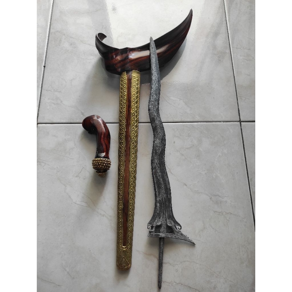 Keris Karno Tinanding