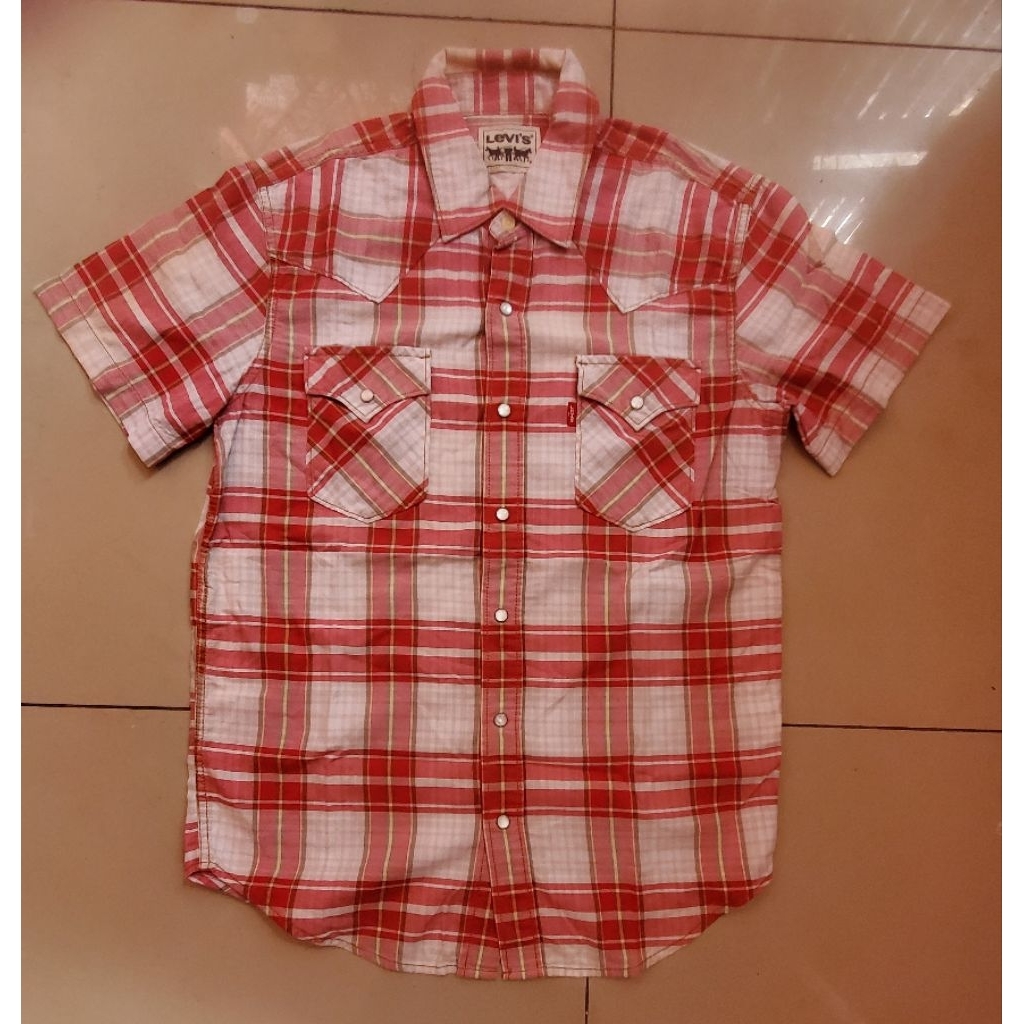 kemeja levi's kancing batu