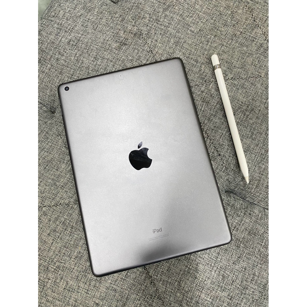 IPAD 8th 128gb plus pen ori