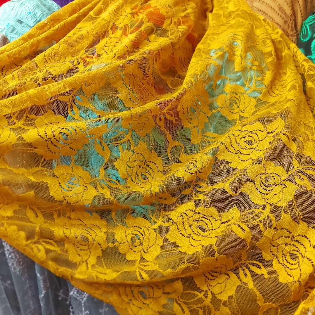 kain brokat premium  - kain brokat stretch  - kain brokat meteran  - kain brokat motif  ( gold) 0-1