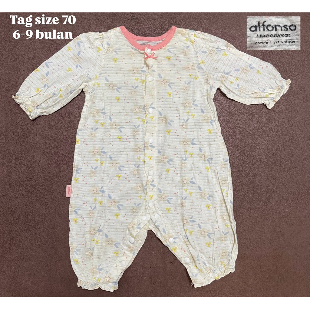 Sleepsuit Bayi Perempuan Bunga-Bunga Usia 6-9 Bulan / Baju Tidur Anak Cewek 7 Bulan / OOTD Kekinian 