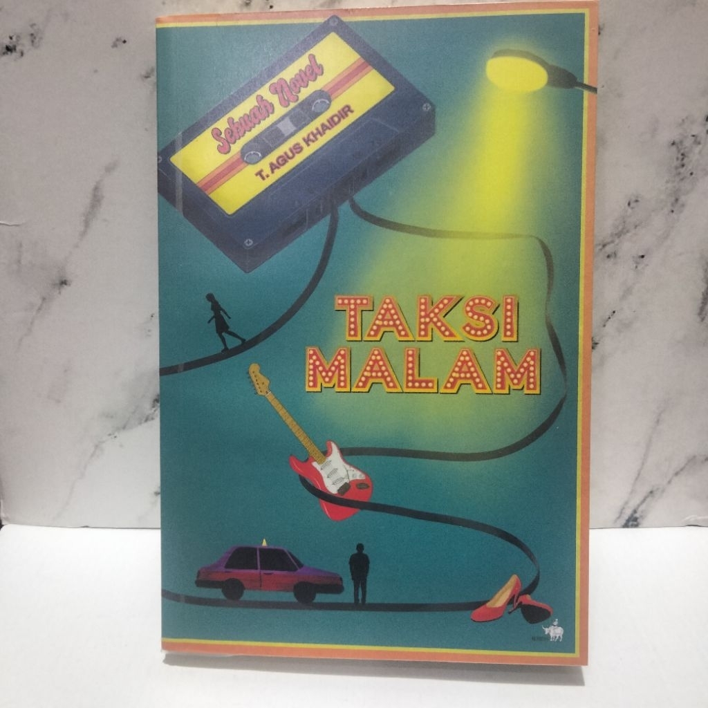 BUKU PRELOVED TAKSI MALAM T. AGUS KHAIDIR