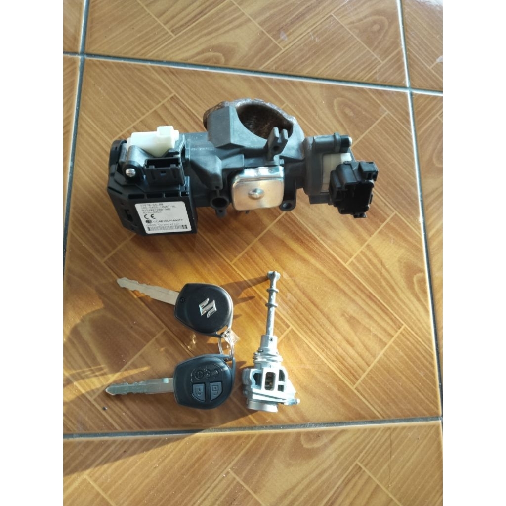 kunci set immobilizer suzuki ertiga original