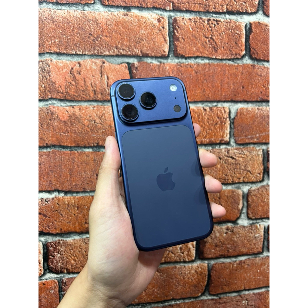 iphone 17 pro 256 blue second ibox
