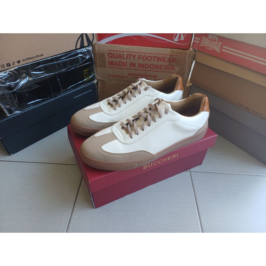 Sepatu Sneakers BUCCHERI Laurent Leather (NEW SALE)  -  Size 45