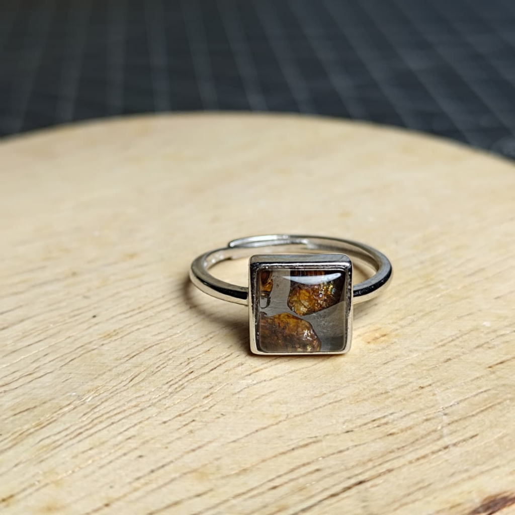 Natural Cincin Ring S925 Pallasite kenya Sericho Olive Meteorite Tipe 1  (1)