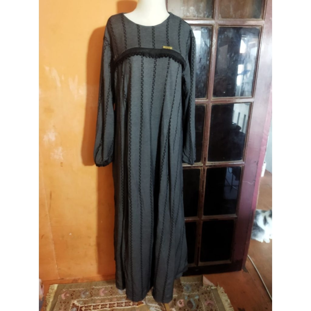 Gamis bahan kaos premium (Preloved)
