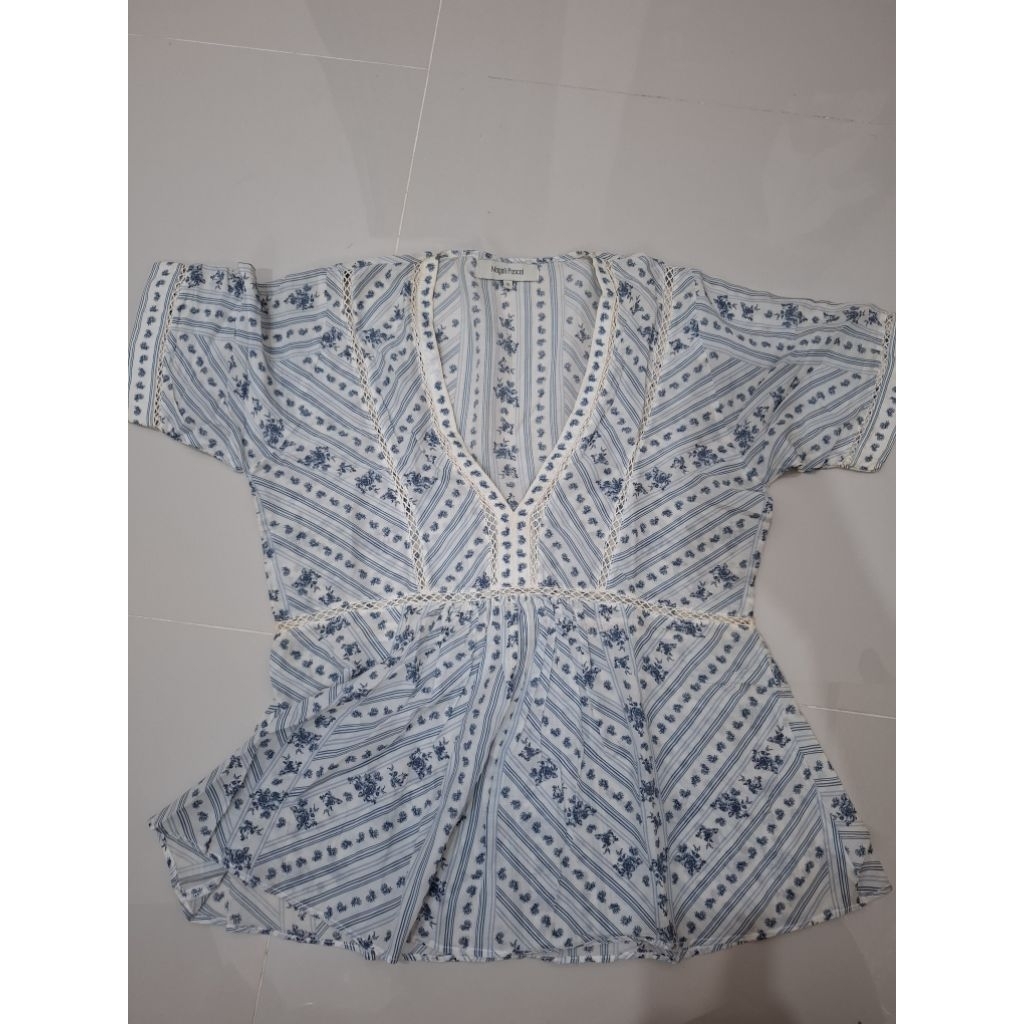 Magali Pascal Top Preloved