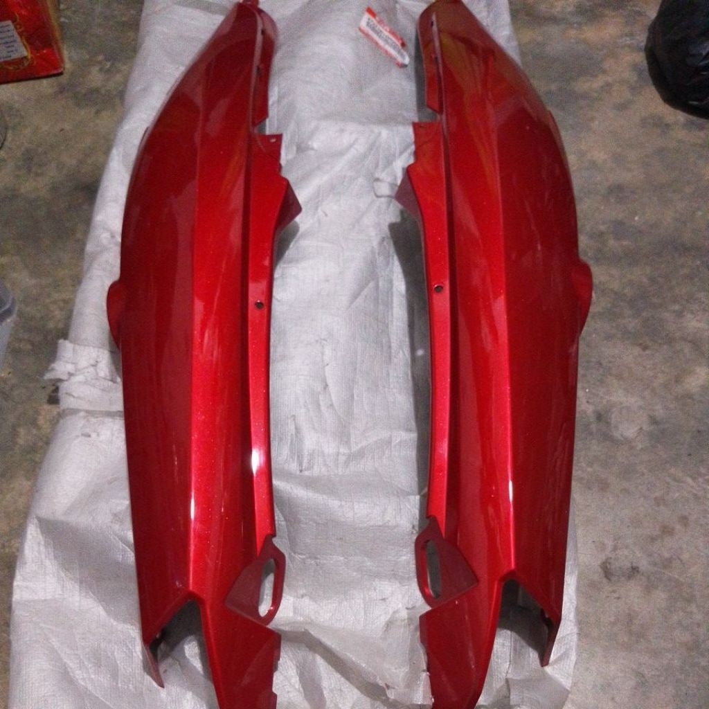 cover body shogun 125 fl merah original