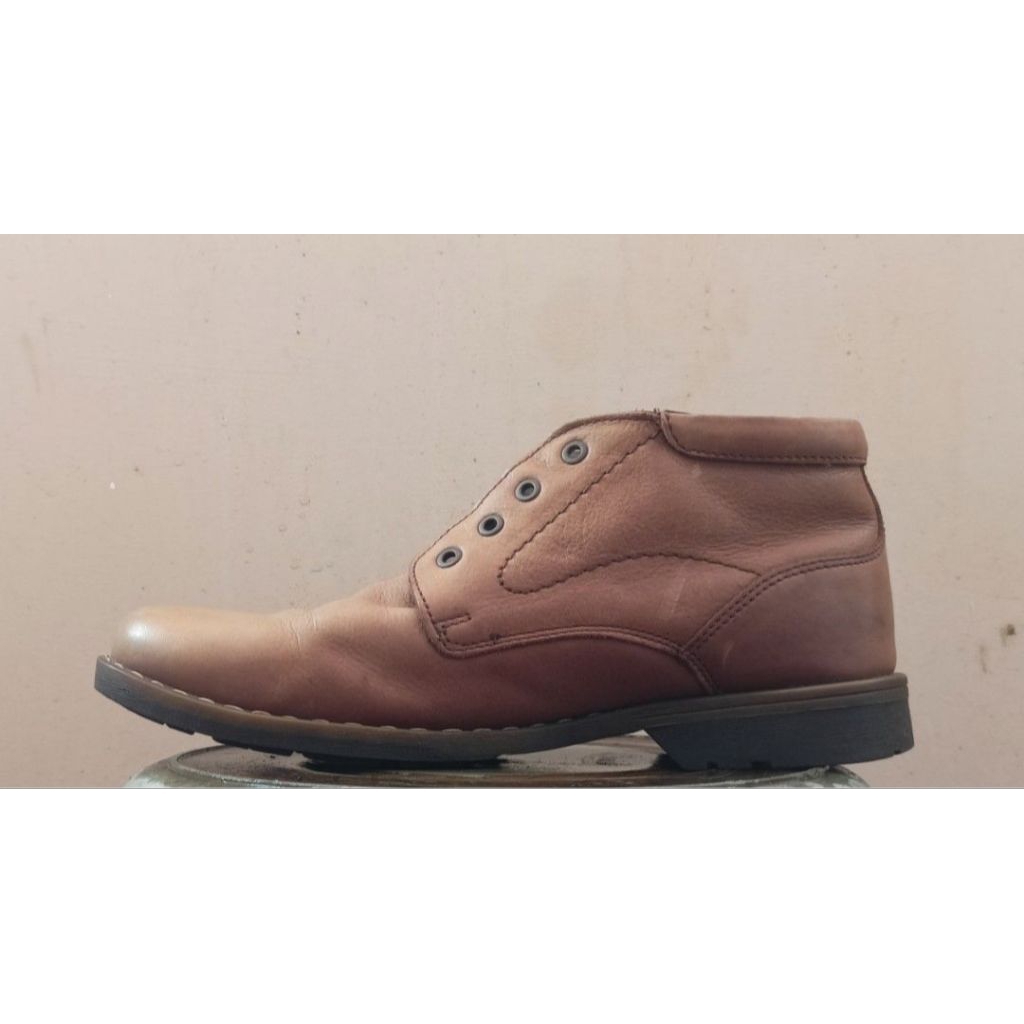 Sepatu Boots Kulit Asli Camel Active Bekas