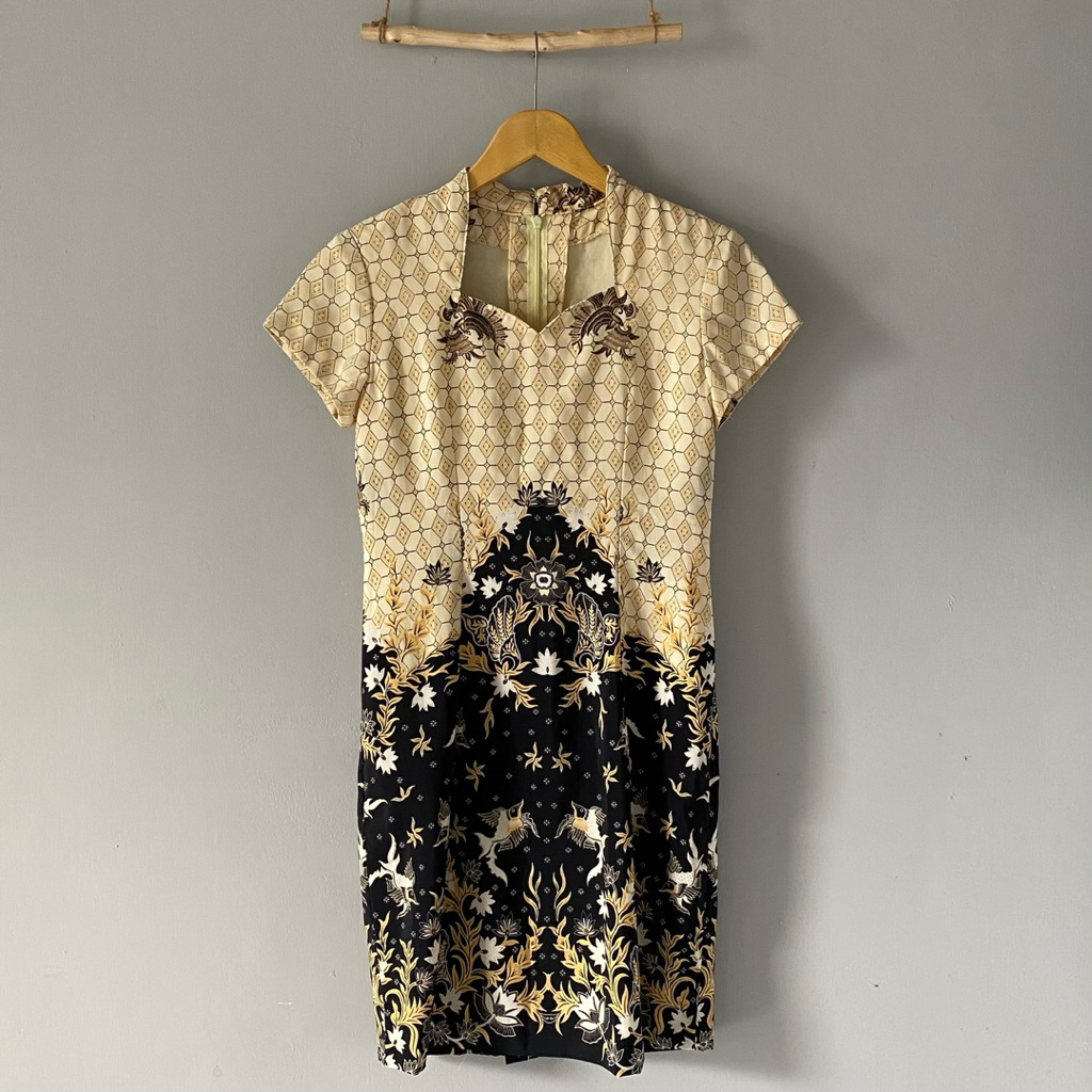 Dress Wanita Batik Kuning Hitam