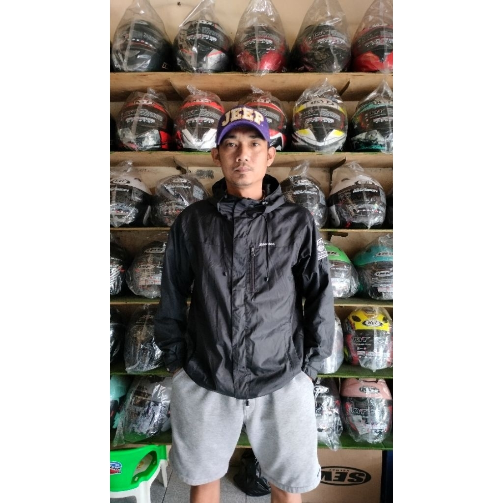 Jaket Outdor / windbreakear brand DICKIES