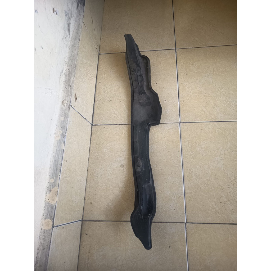 liner dalam fender vios