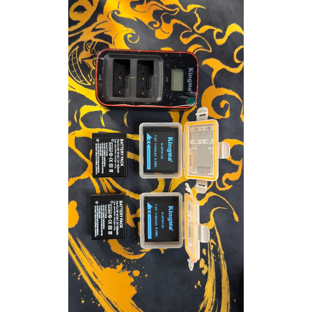 BATERAI NP-W126S x-m5 xm5 SECOND KINGMA + NOMERRK 4pcs with charger