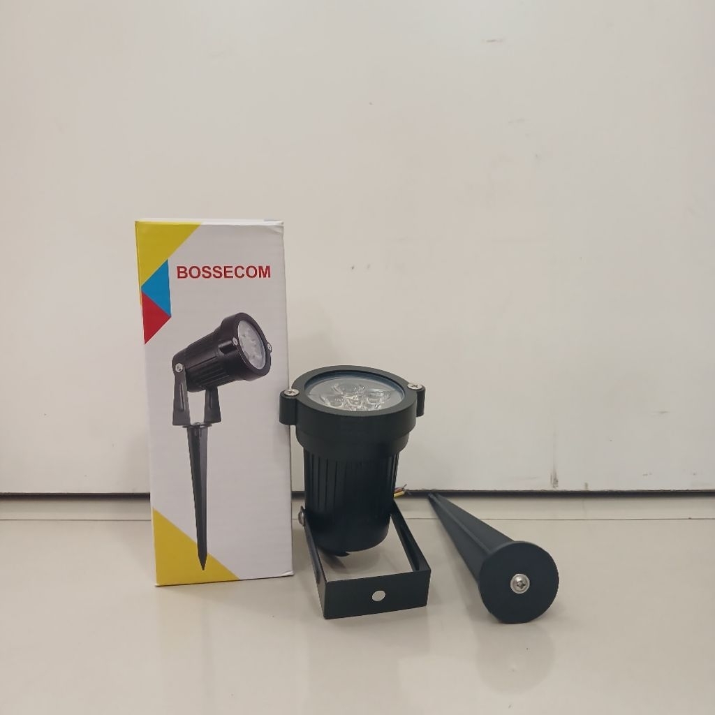 Bossecom Lampu Taman Tancap 5W - 3000K