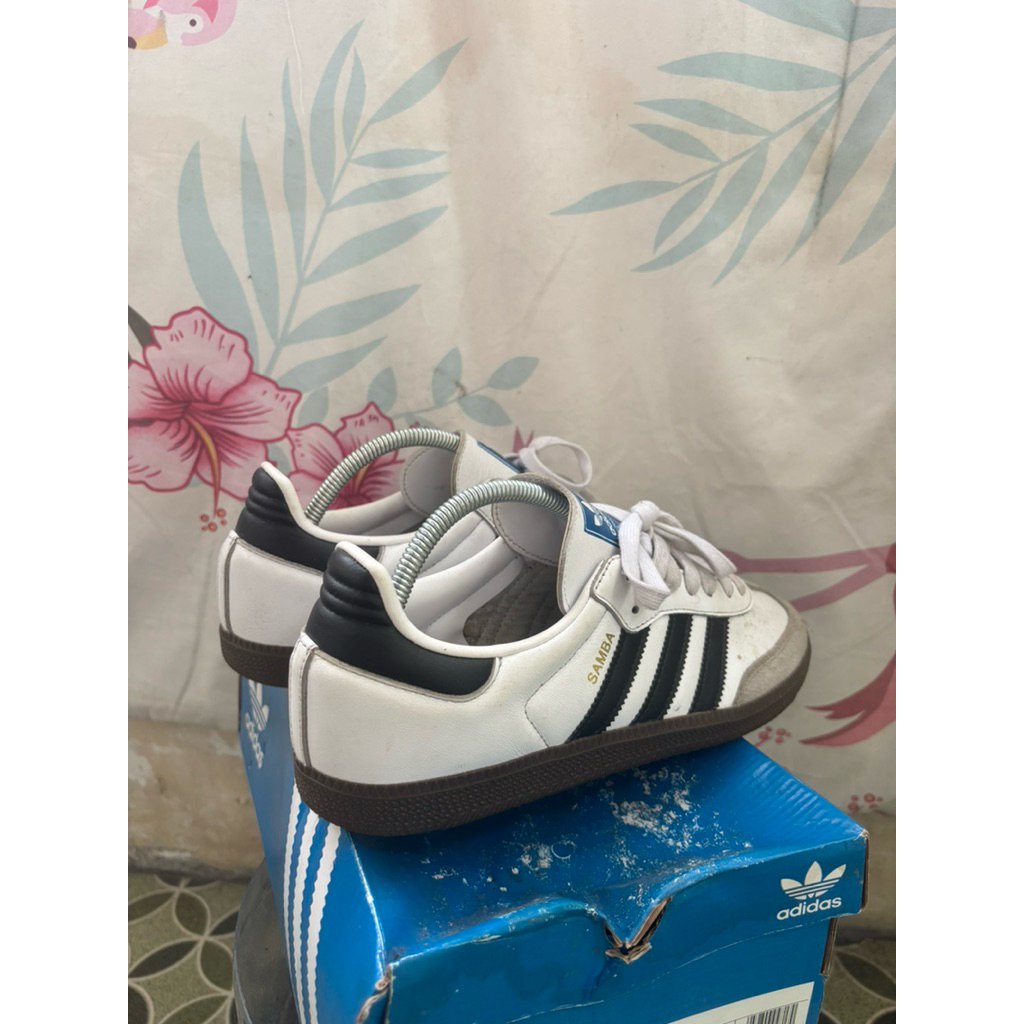 ORIGINAL 100% Sepatu Sneakers Adidas Samba Putih Hitam - Nyaman Dipakai, Anti Selip, Model Trendi