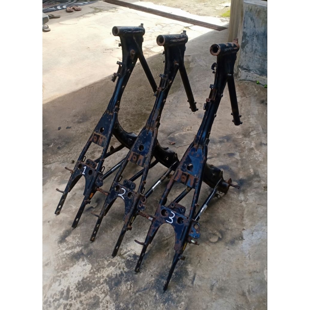 Rangka GL100 balungan besar original second