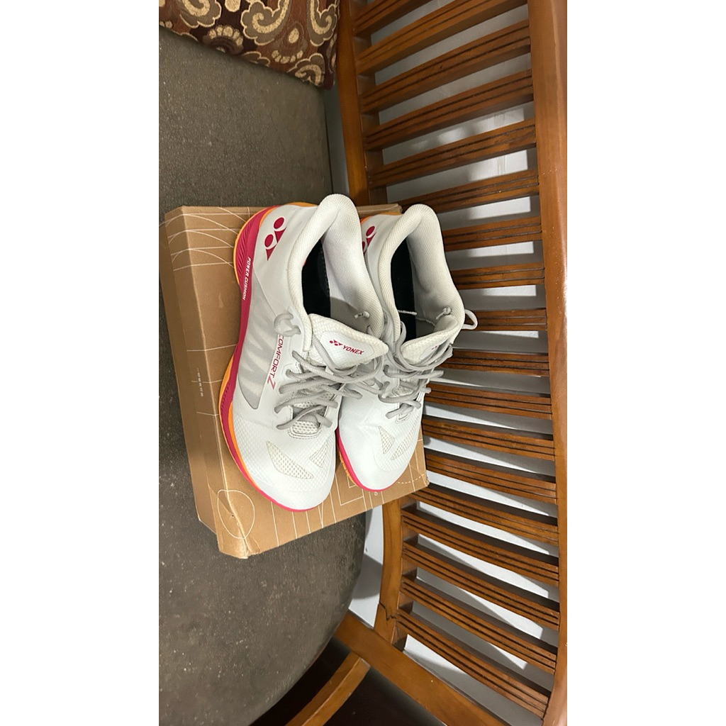Sepatu Yonex Comfort Z3 (100% Original)second/seken