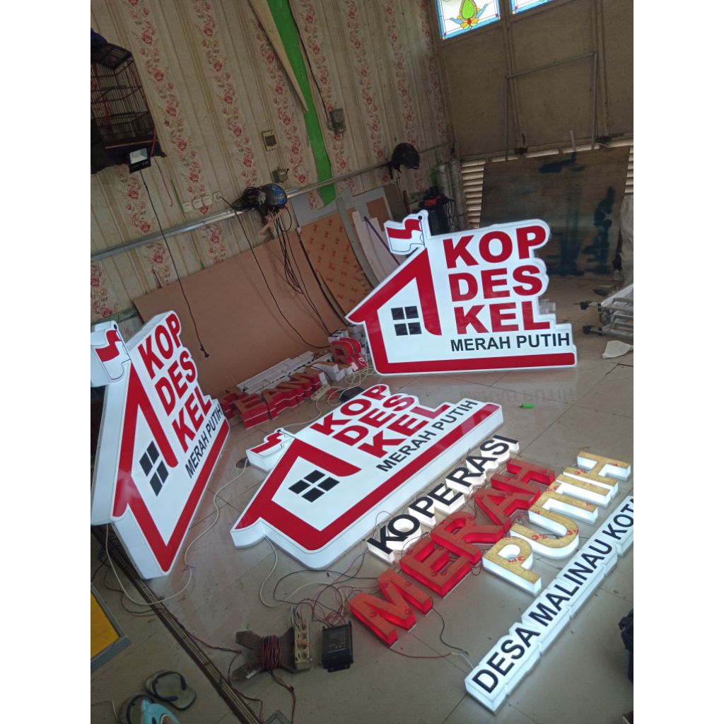 Logo Koperasi Desa Merah Putih LOGO HURUF TIMBUL KOPERASI MERAH PUTIH LOGO AKRILIK KDMP LED