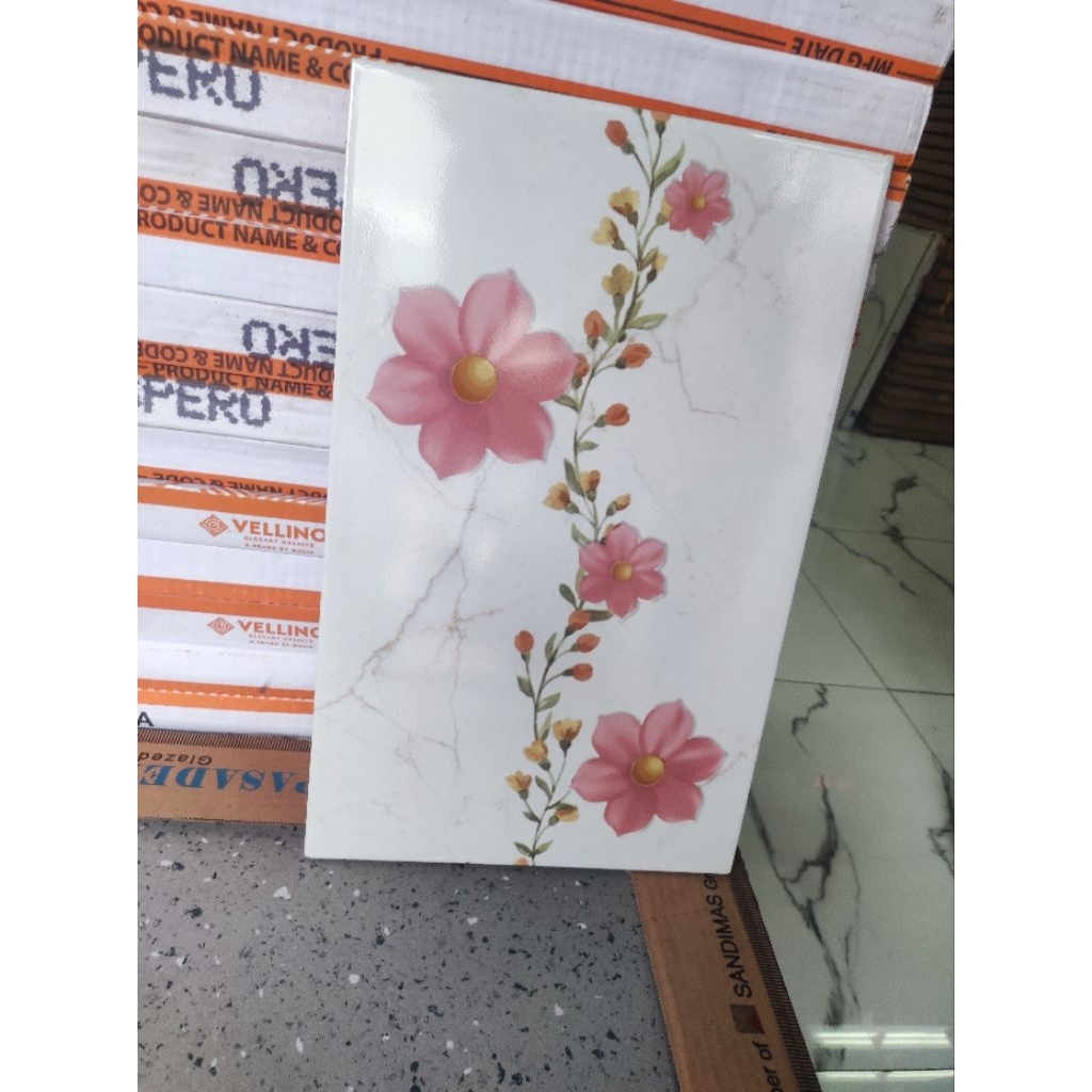 Keramik Dinding 25x40 Chrisvena Pink