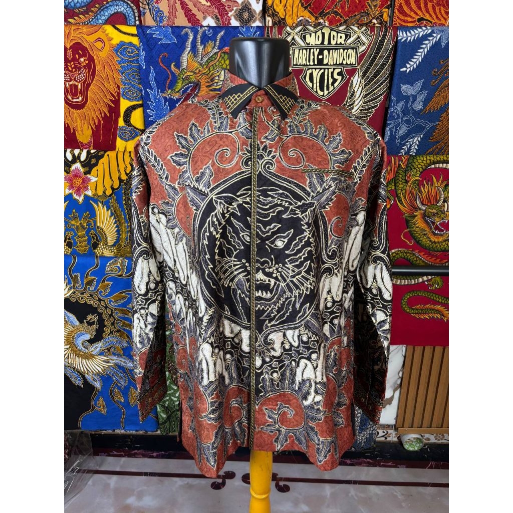 kemeja sutra atbm size XL jahitan rapi lapis furing Benang smoke exclusive