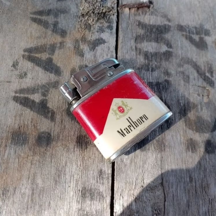 korek minyak "Marlboro"  jadul vintage lawas antik